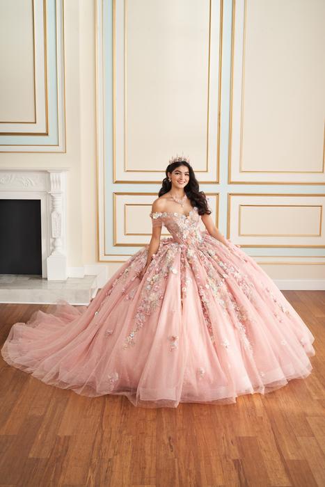 WHEN YOU PUT ON A PRINCESA GOWN YOU INSTANTLY FEEL THAT THIS DRESS IS LIKE NO OT PR30175