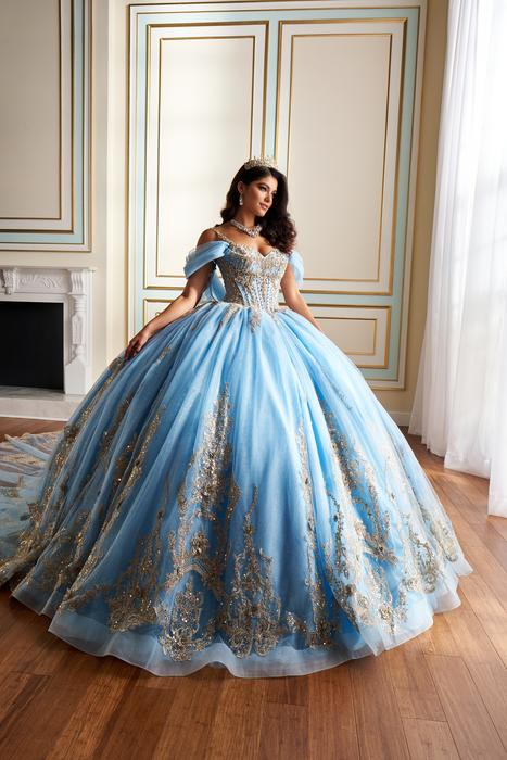 WHEN YOU PUT ON A PRINCESA GOWN YOU INSTANTLY FEEL THAT THIS DRESS IS LIKE NO OT PR30192