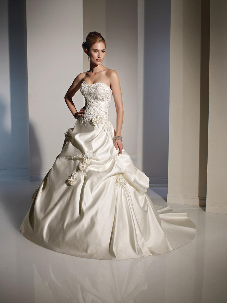Y21152-Concetta Welcome to What's Up Europe! Bridal Shop Visalia, CA ...