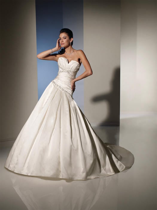 Y21153 Lorenza Welcome to What s Up Europe Bridal Shop  