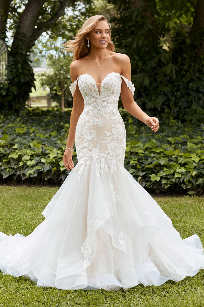 Lace Sweetheart Neckline Wedding Dress with Detachable Off-the