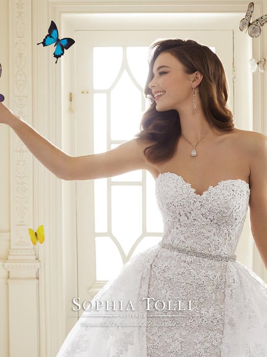 Maeve-Sophia Tolli Y11652