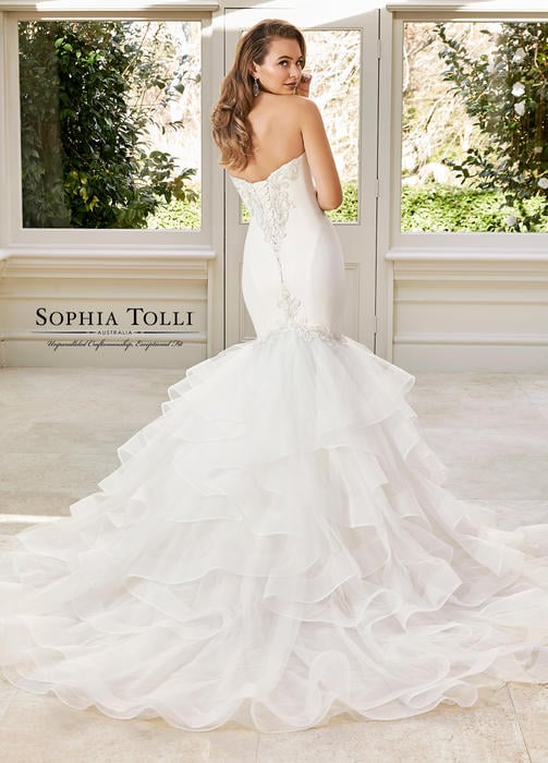 Imani-Sophia Tolli Y11947