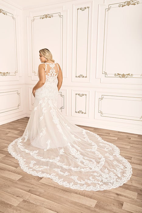 Megan-Sophia Tolli Y12030