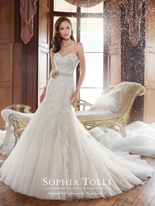 Jillian-Sophia Tolli Y21246