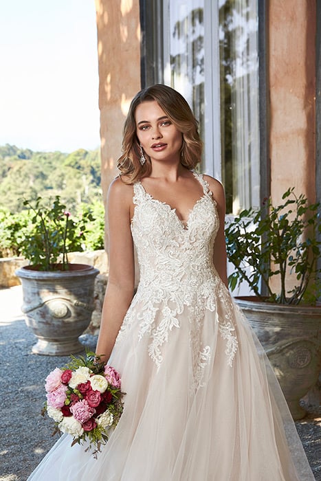 Stephanie-Sophia Tolli Y21977A