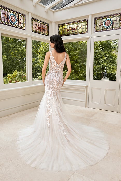 Phoebe-Sophia Tolli Y21986