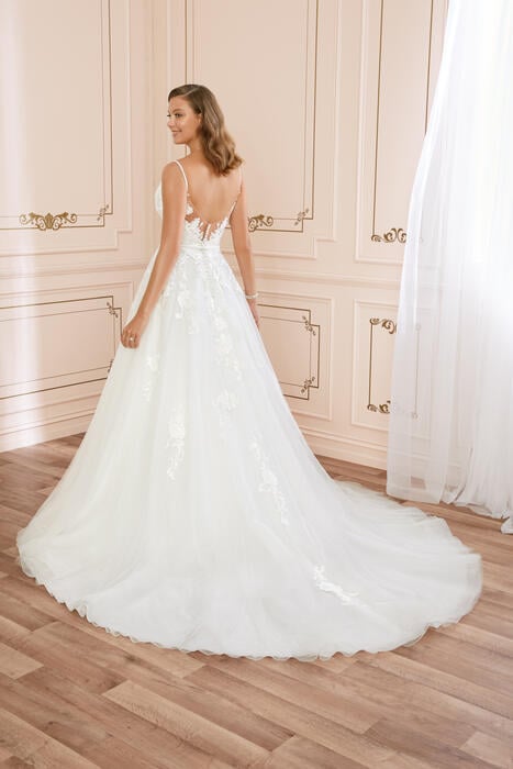 Aurora-Sophia Tolli Y22041