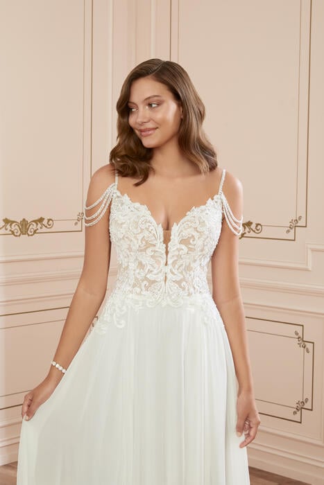 Saskia-Sophia Tolli Y22043