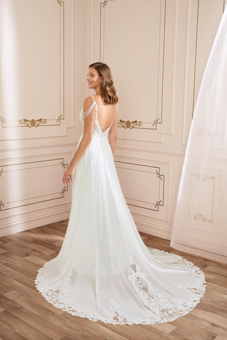 Saskia-Sophia Tolli Y22043