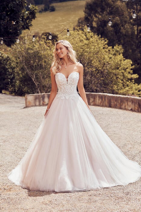 Karoline-Sophia Tolli Y22044