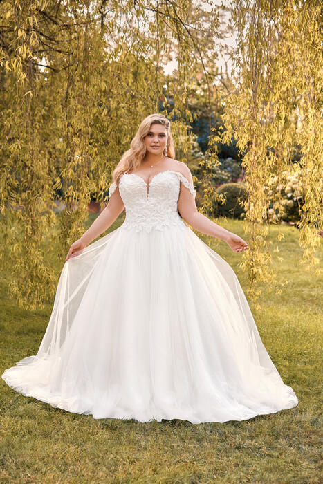 Karoline-Sophia Tolli Y22044