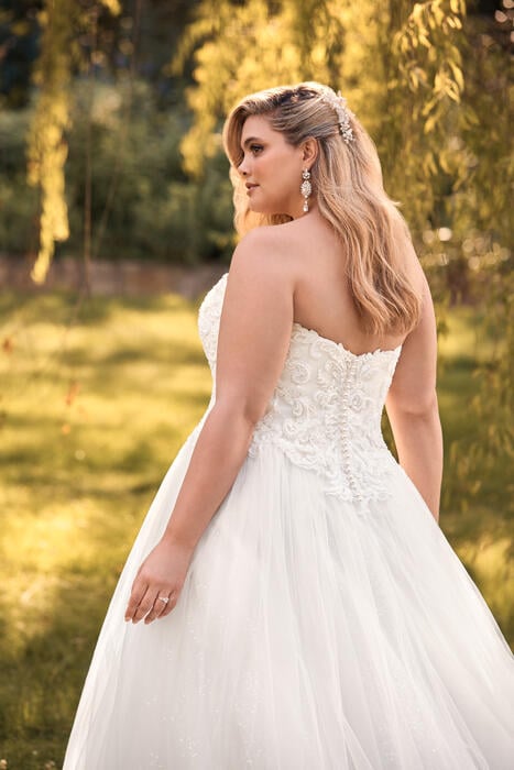 Karoline-Sophia Tolli Y22044