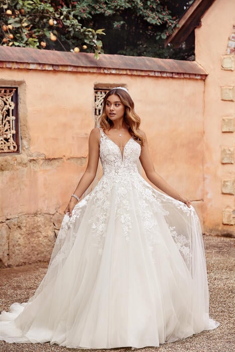 Evelyn-Sophia Tolli Y22049