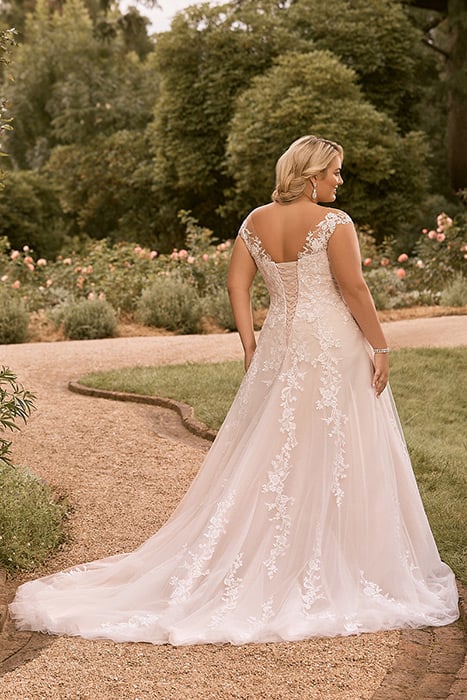 Kensley-Sophia Tolli Y22185