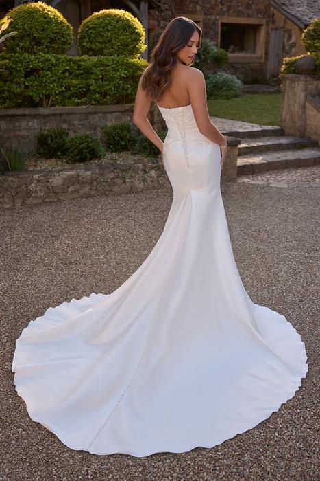 Nancy-Sophia Tolli Y3142