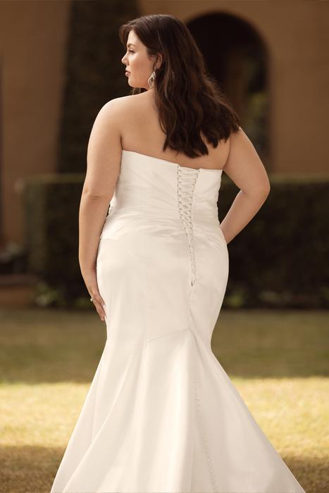 Nancy-Sophia Tolli Y3142