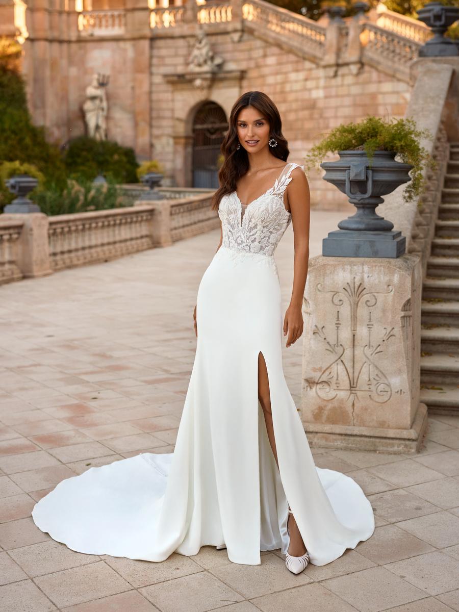 Moonlight Bridal Collection J6881