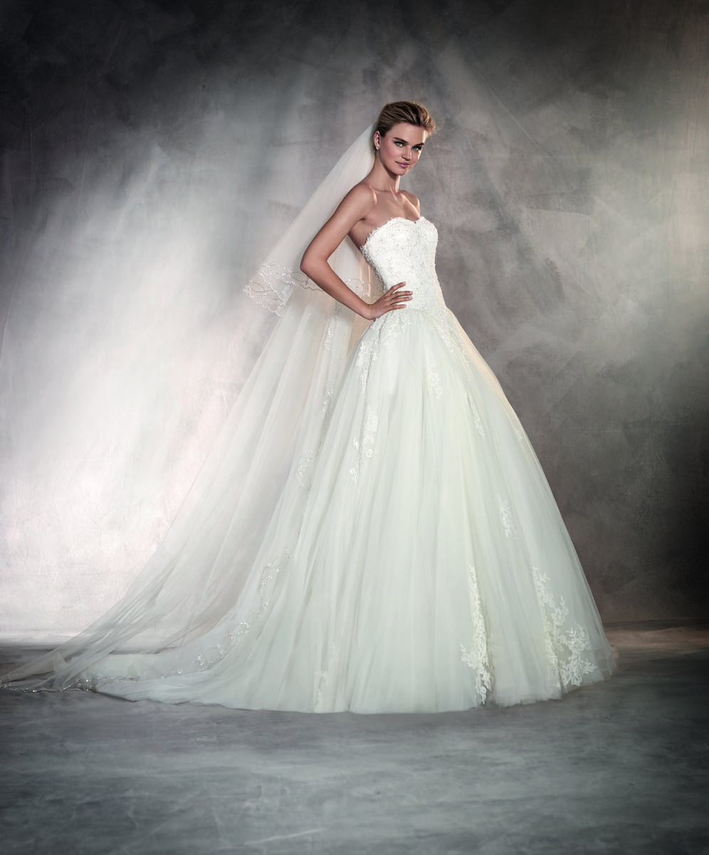 Pronovias Fashion ALCAZAR Wedding Dresses & Bridal Boutique Toronto ...
