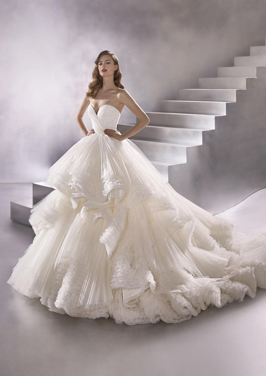 Atelier Pronovias Wedding Dresses  Alexandra's Boutique Pronovias Fashion  EARTHRISE