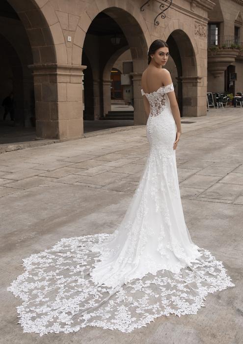 Pronovias Bridal SYRINX