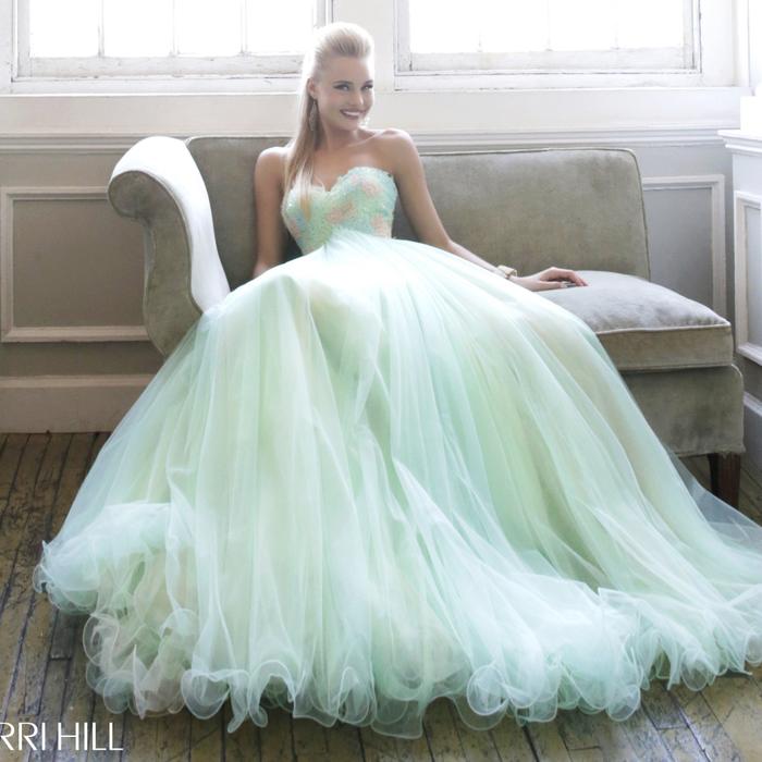 Sherri Hill 21314