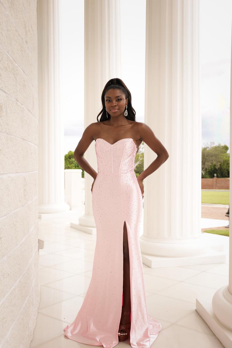 Sophia Thomas Prom 1157