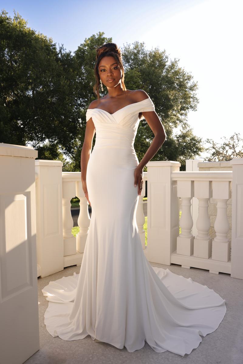 Sophia Thomas Bridal B242