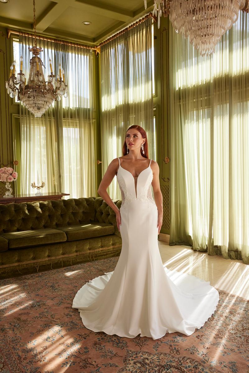 Sophia Thomas Bridal B283