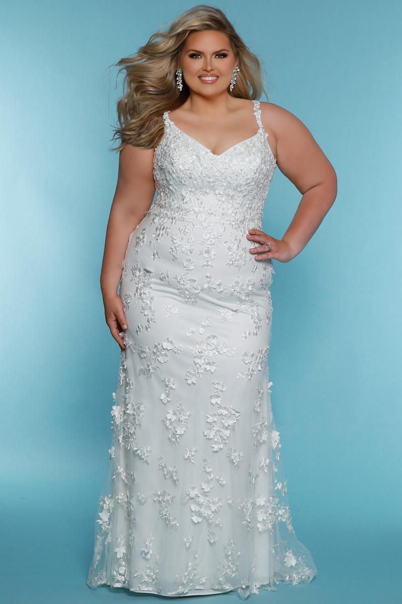 Sydney's Closet Plus Size Bridal SC5330