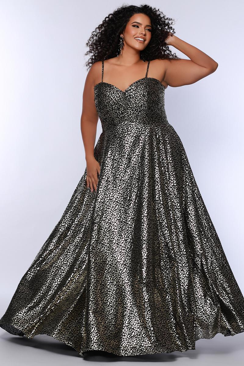 Sydney's Closet Plus Size Prom SC7394