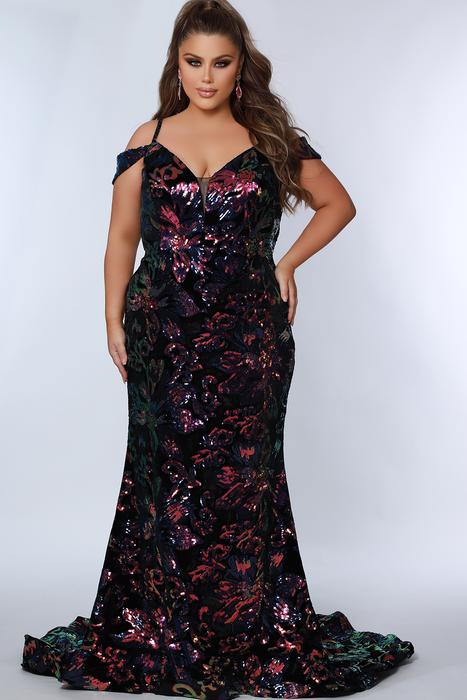 Sydney's Closet SC7342 Long Velvet Prom Dress Plus Size Strapless Evening  Gown Fitted Ruched Pageant