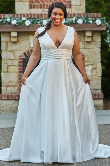 Plus size bridal MB2515