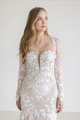 64104B Ivory/Blush/Nude detail