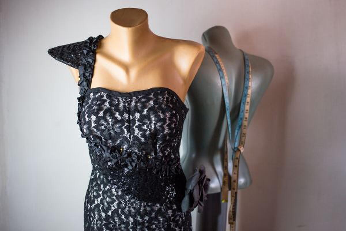 4 Tips for Getting Your Prom Dress Altered