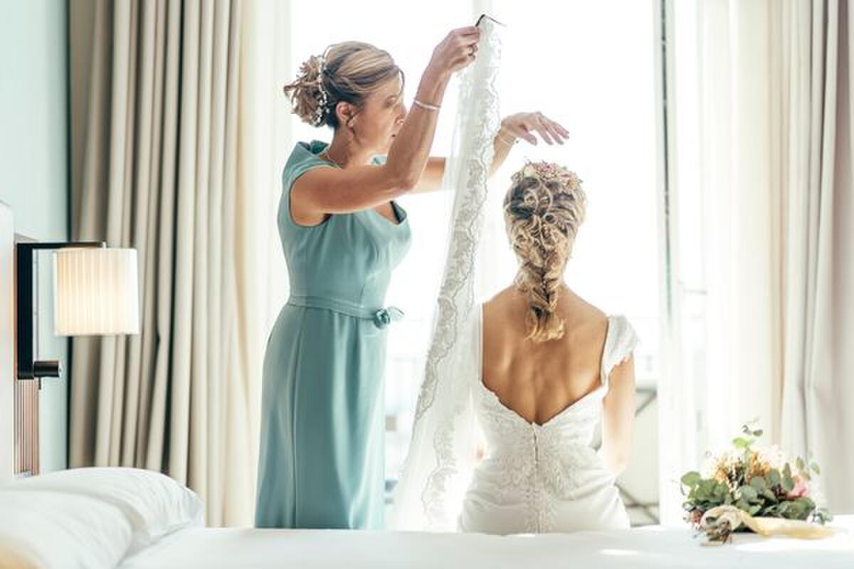 Wife Ices Groom Under Wedding Dress - Best Ever 