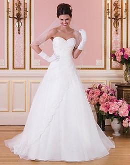The dress below is available in the color and size listed 6031