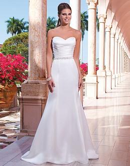 The dress below is available in the color and size listed 6045