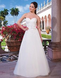 The dress below is available in the color and size listed 6051