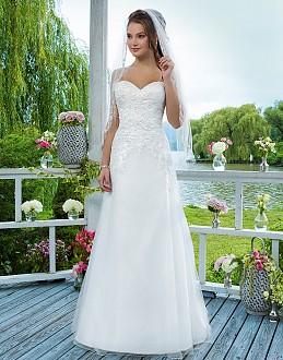 The dress below is available in the color and size listed 6096