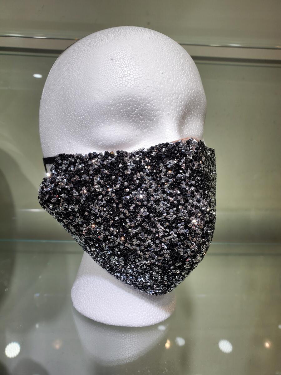 O'Livis Couture Custom Beaded Mask 1