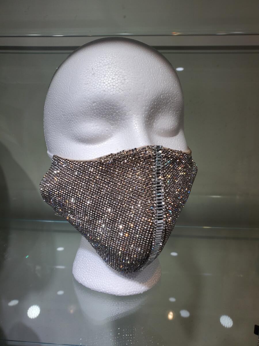 O'Livis Couture Custom Beaded Mask 2