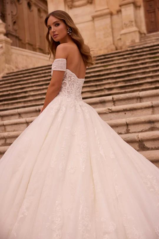 Veni Infantino 53086 Wedding Dress | Jan's Boutique NJ