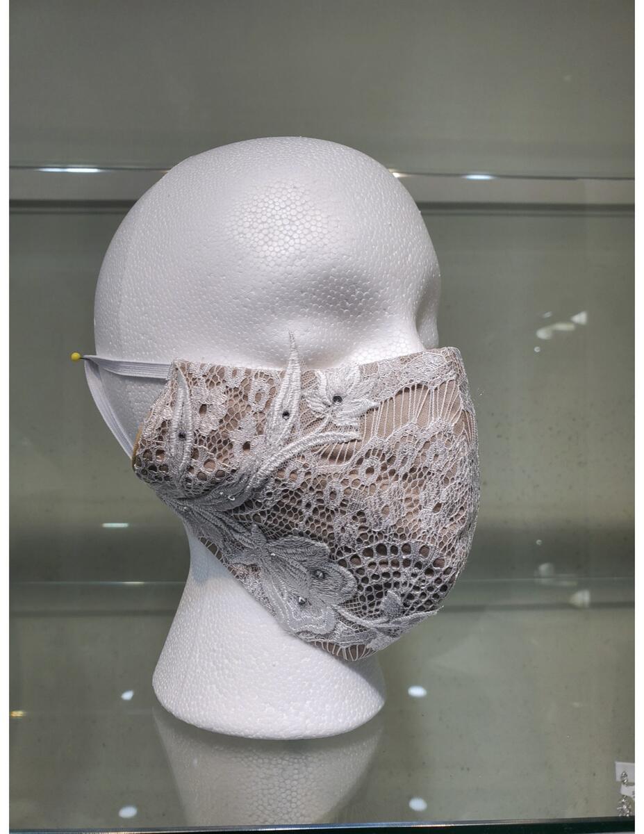 O'Livis Couture Custom Lace Mask 1