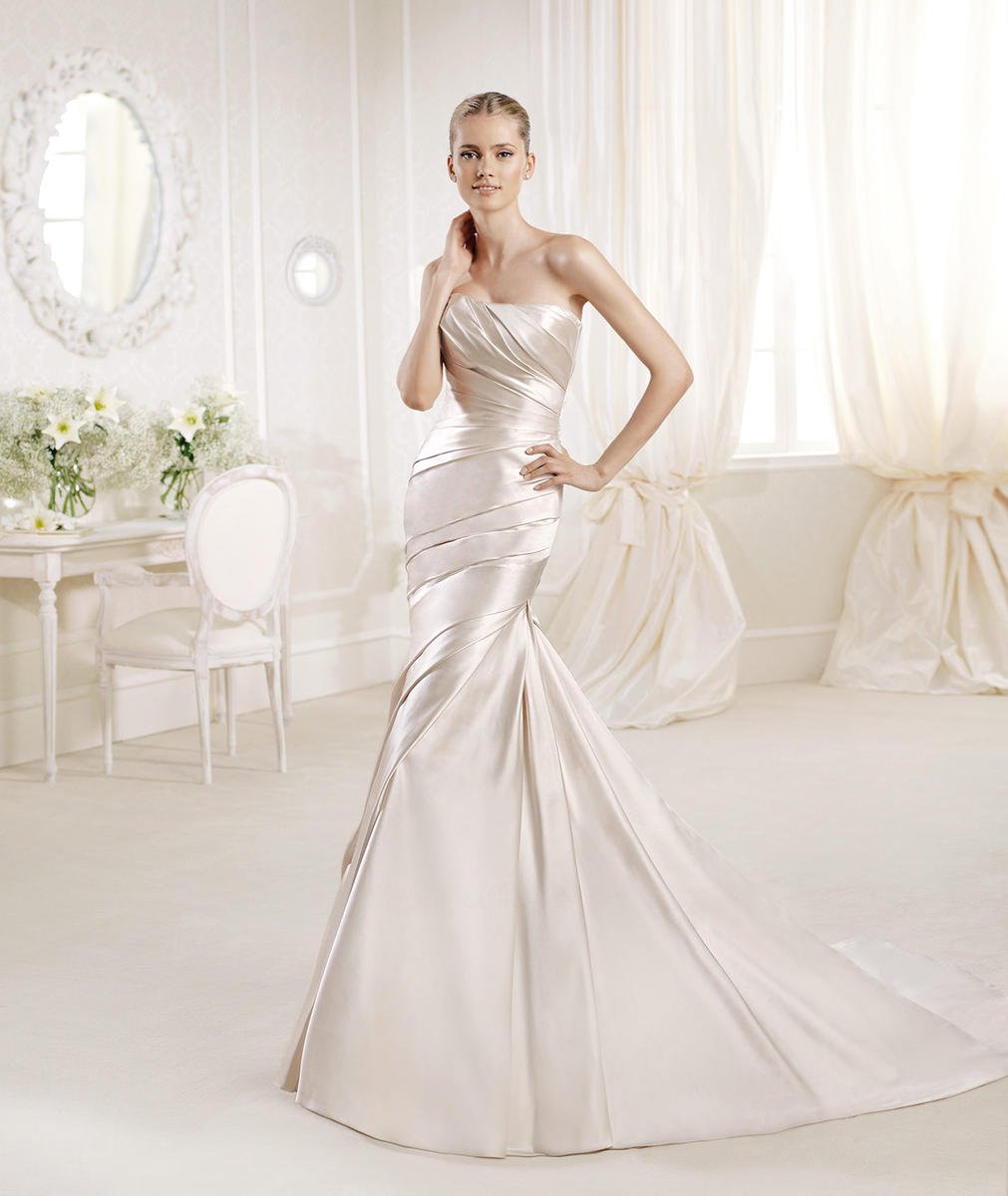La Sposa instock Sale Dress Fanal