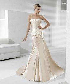 La Sposa Bridal Gown Loira