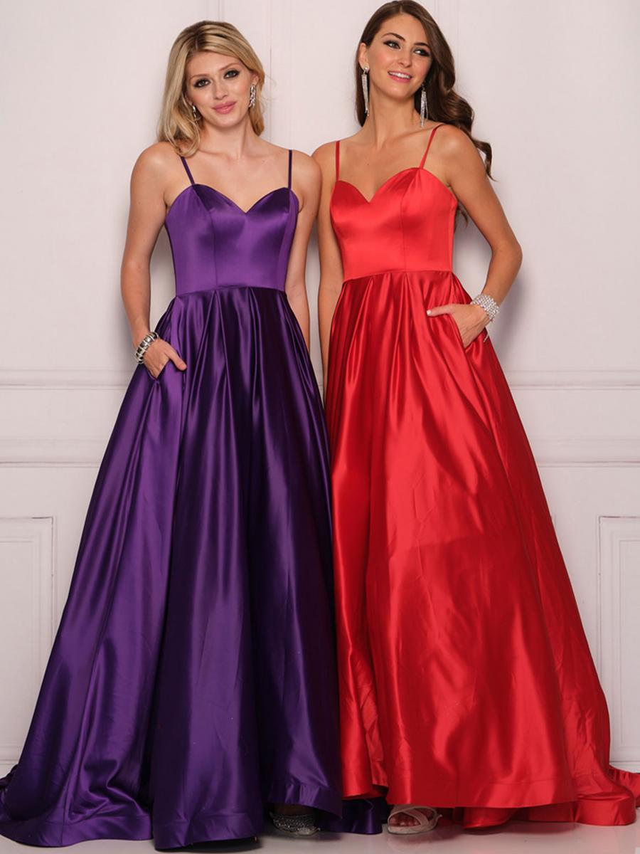 Dave and Johnny - Satin Sweetheart Neckline Gown
