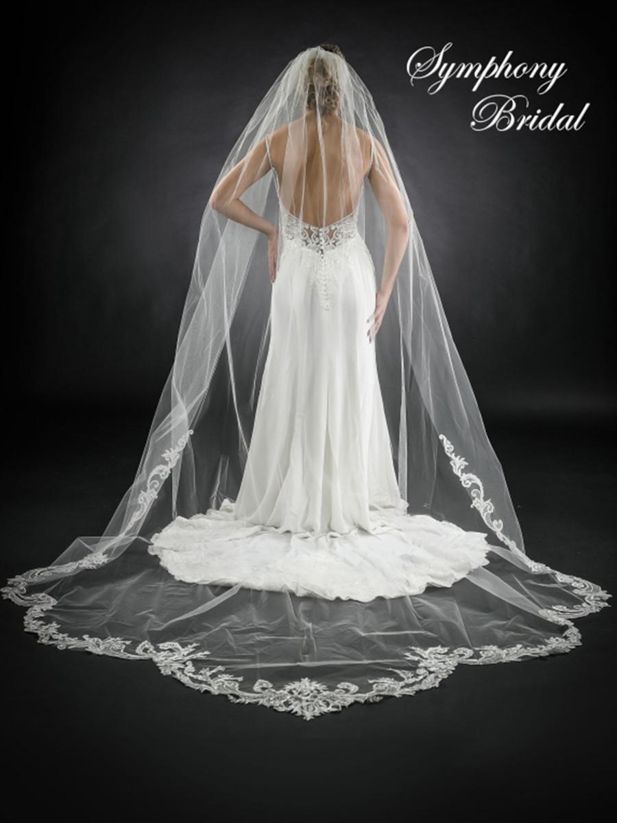 Symphony Bridal - 1 tier Cathedral stones and lace 7549VL