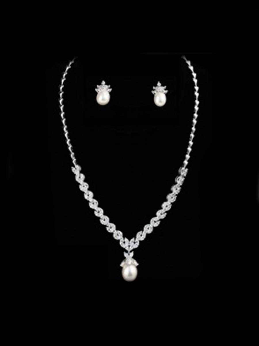 DS BRIDAL    DAE SUNG . - Cubic Zirconia With Pearl Drop Set DR-211
