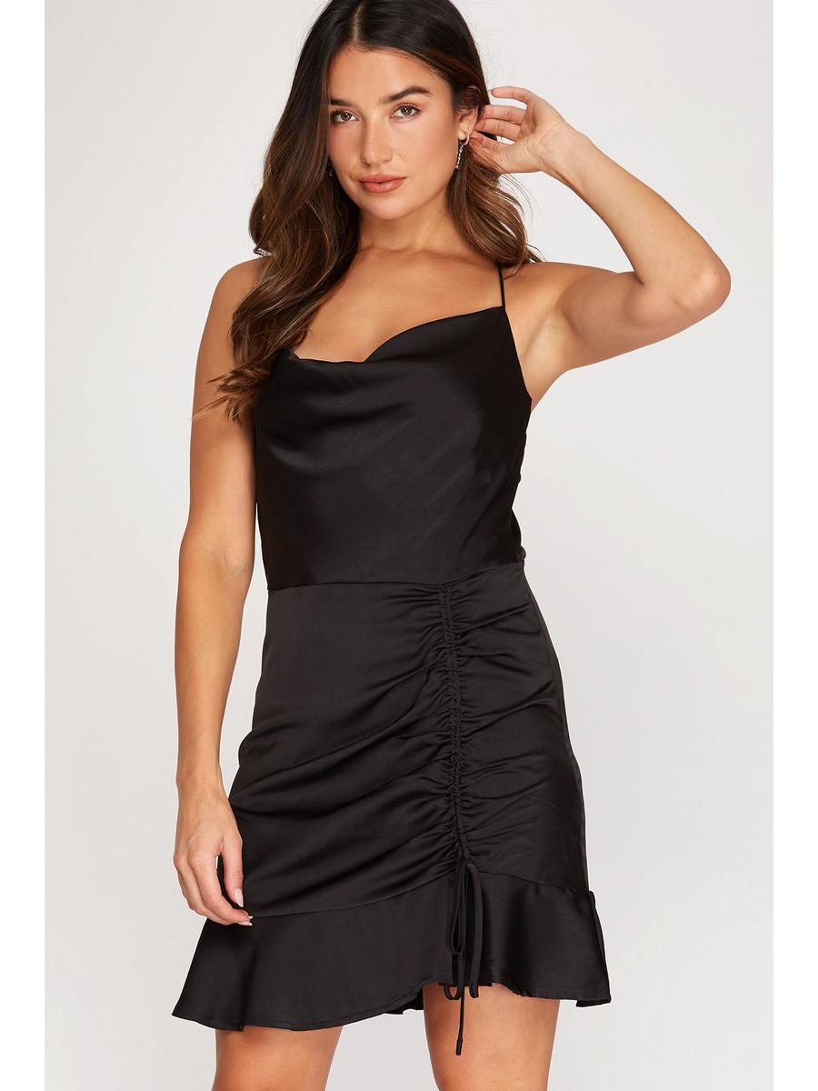 SHE AND SKY - Sleeveless Cowl Neck Ruched Dress